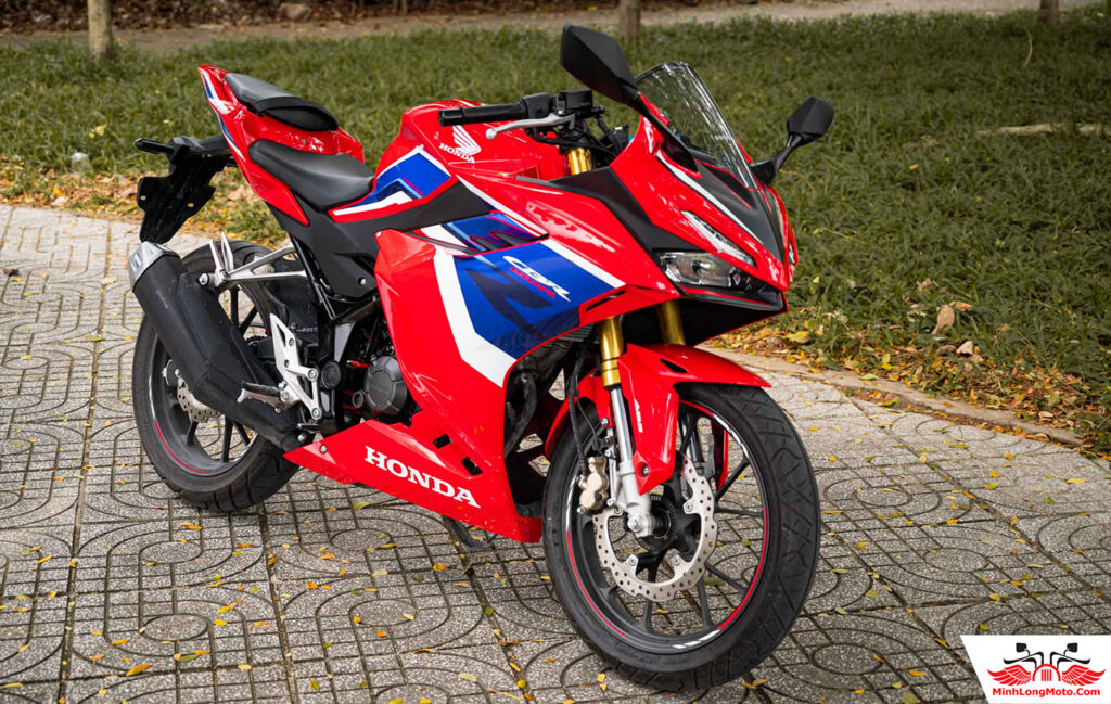 Honda CBR150R