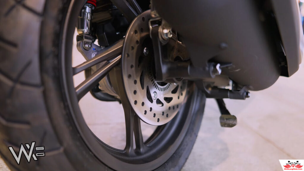 Phanh sau SH160 mới