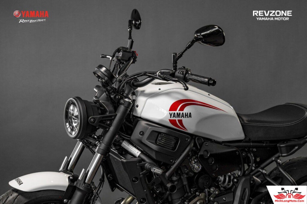 Giảm xóc XSR700