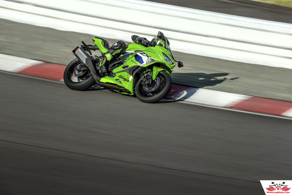 Kawasaki ZX4RR 2026