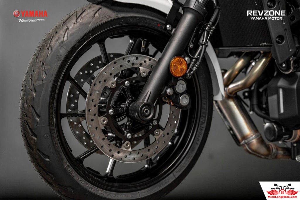 Phanh đĩa XSR700
