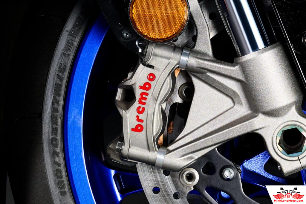 Phanh xe Yamaha YZF-R1