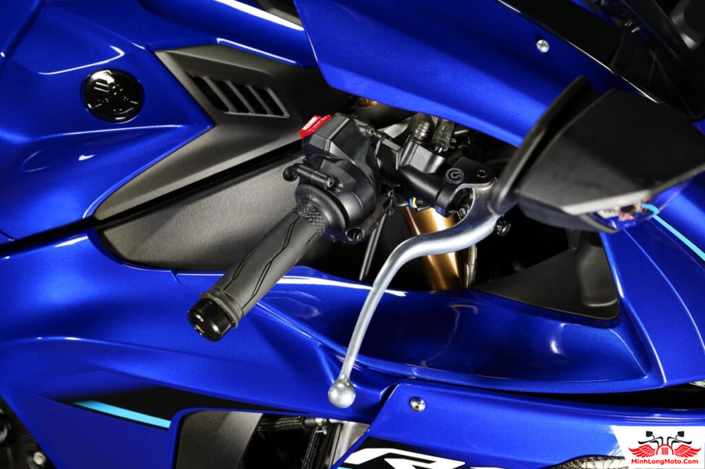 Tay phanh Yamaha YZF-R1