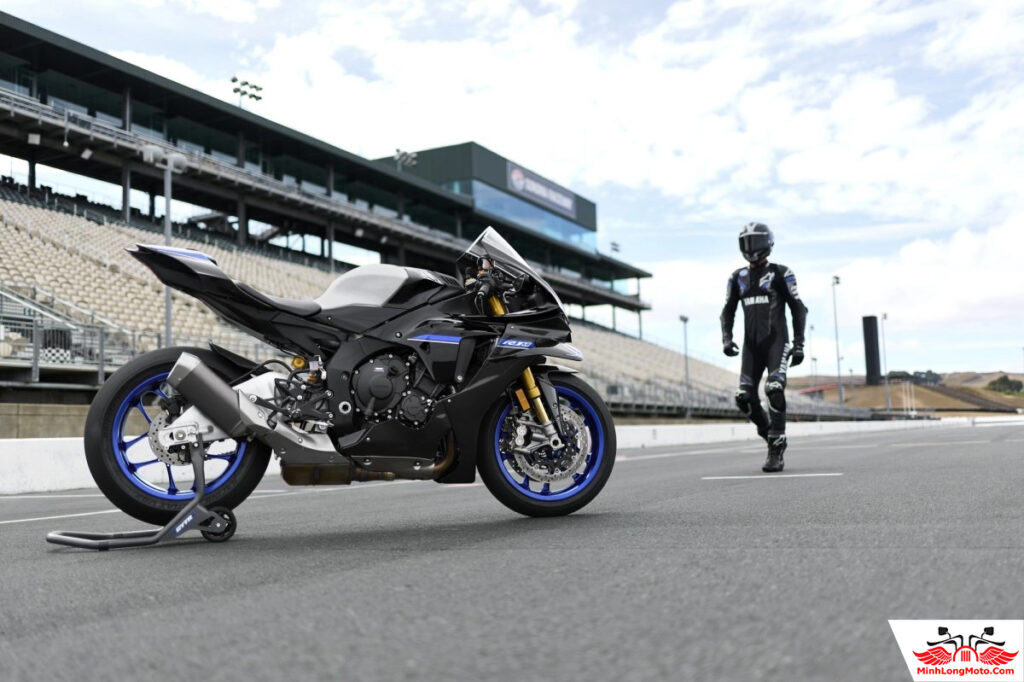 Thiết kế Yamaha YZF-R1