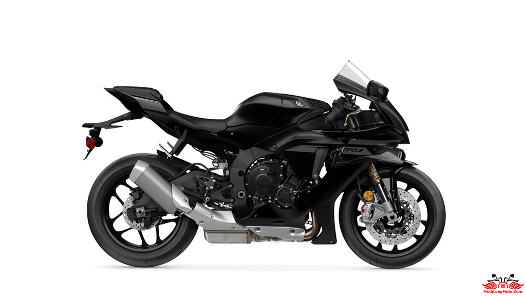 Yamaha R1 Matte Raven Black