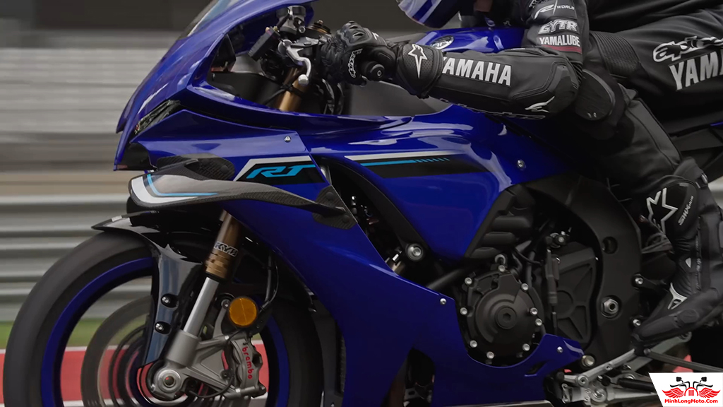 YZF-R1 thừa hưởng công nghệ hiện đại