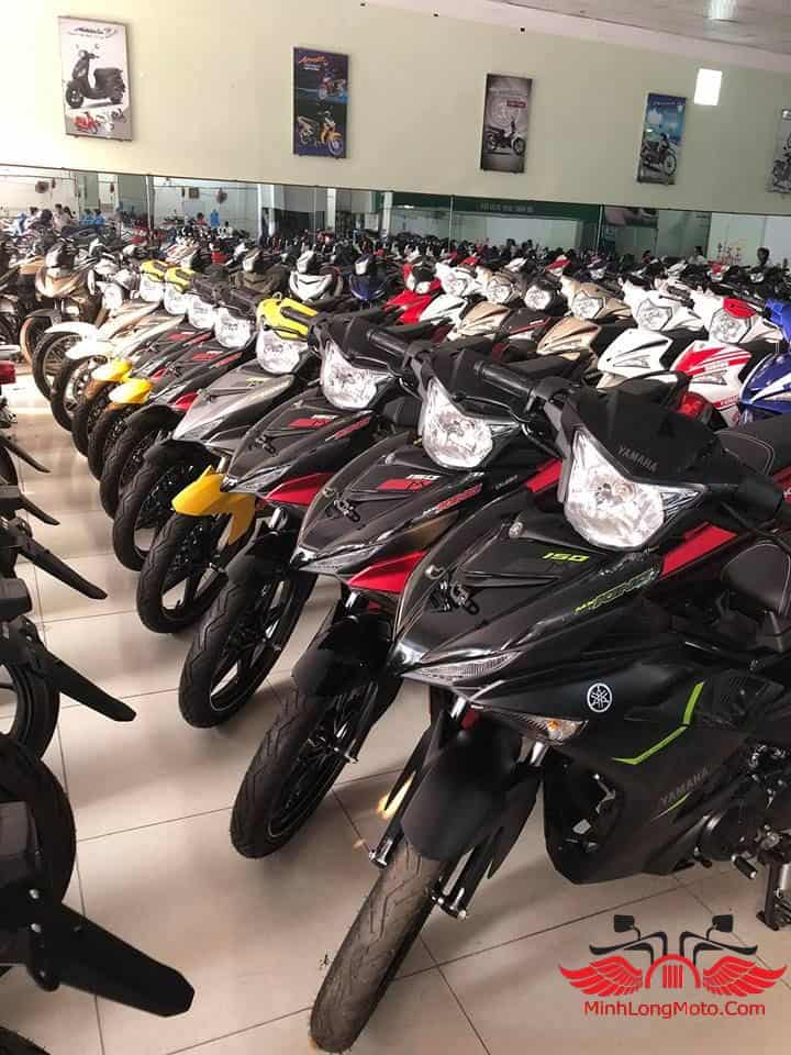Minh Long khai trương cửa hàng xe máy tại Huê