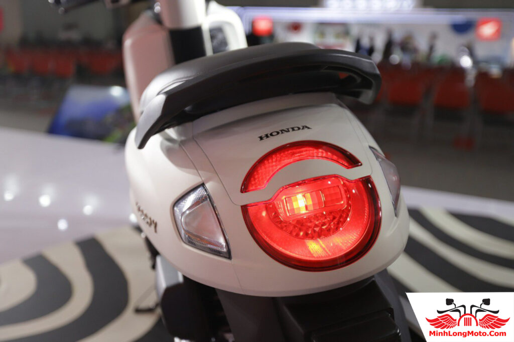 Honda Scoopy 2025