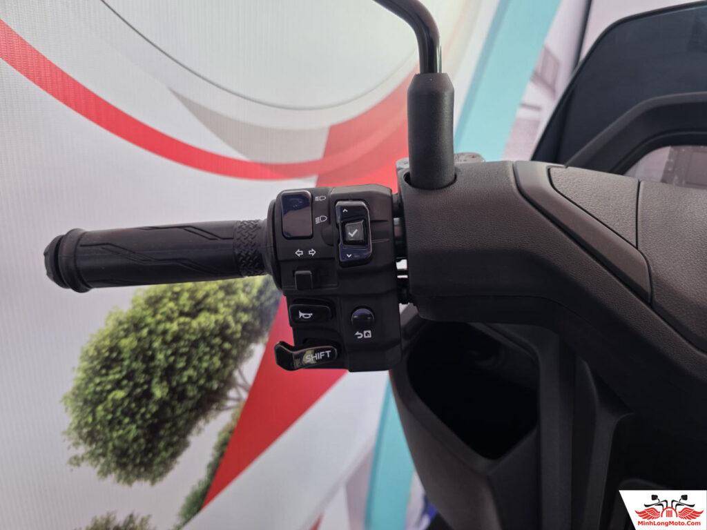 Yamaha NMAX 155 Y-Shift