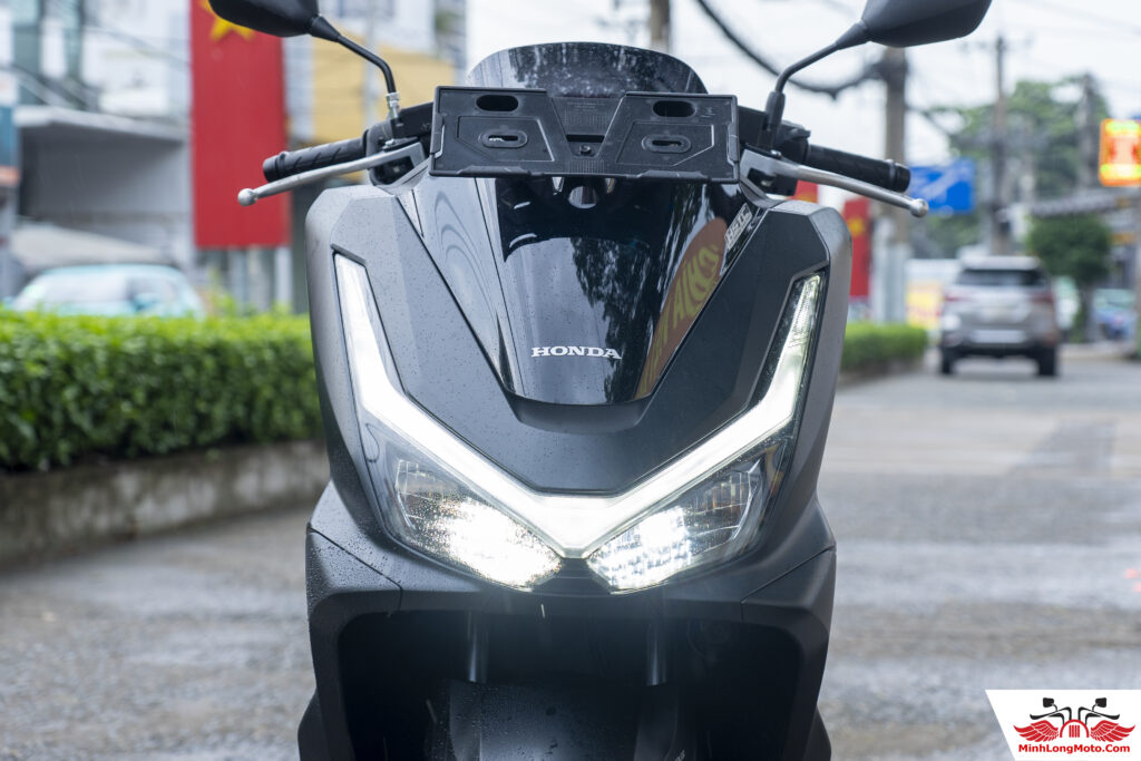 Đèn LED PCX 160 RoadSync