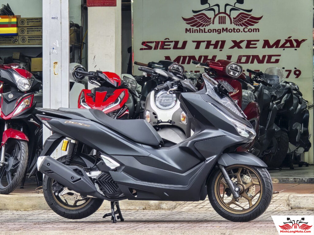 Ngoại hình PCX 160 RoadSync