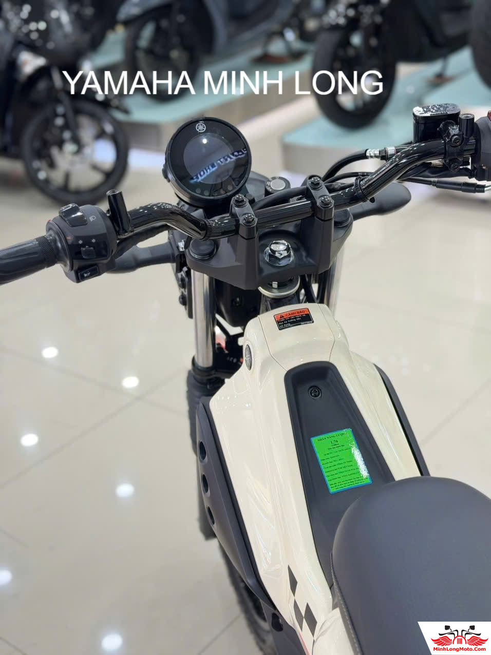 Yamaha PG1 2027 chính thức ra 4 màu sắc mới đậm chất tự do, cá tính 12 Yamaha PG1 ABS Trắng đen