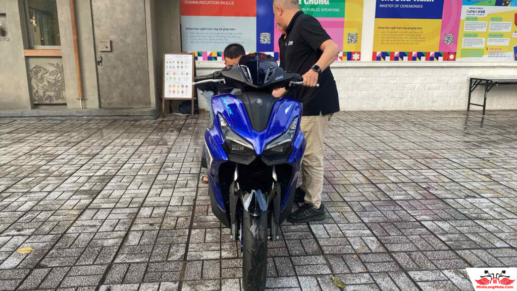 Yamaha NVX V3