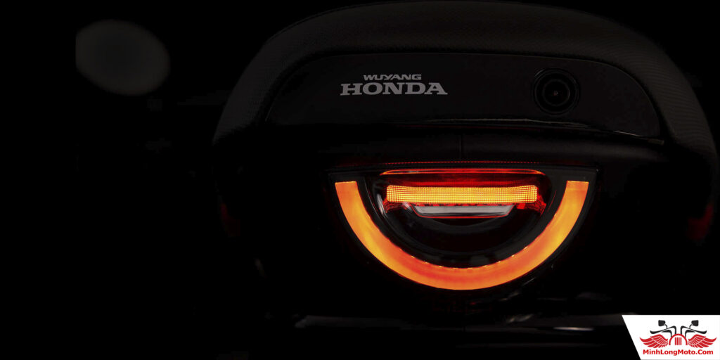 Đèn hậu Honda E-VO
