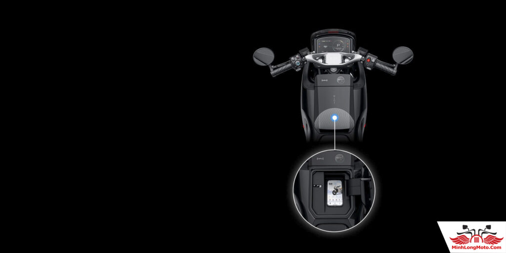 Hộc đồ trước Honda E-VO