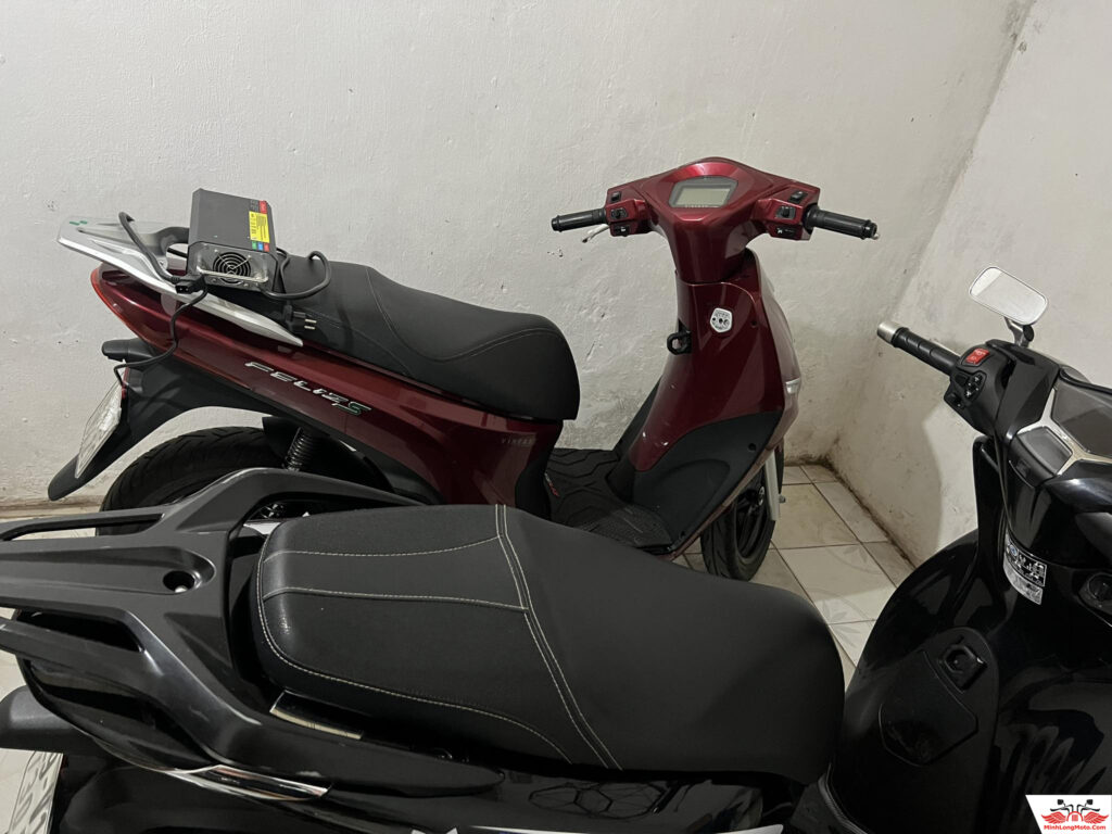 Chờ đợi xe nguội rồi mới sạc pin