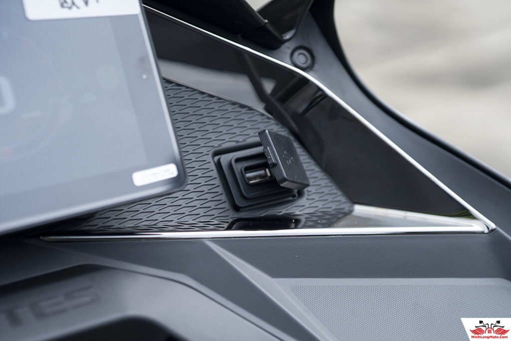 Cổng sạc Zontes 368K