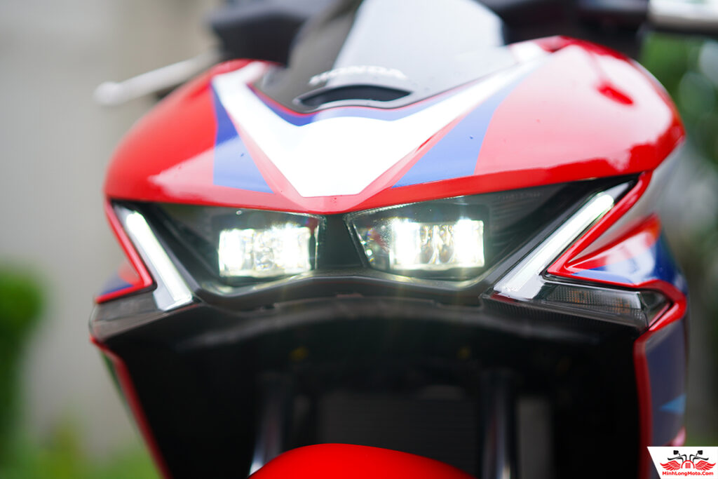 Đèn xe Honda Winner R