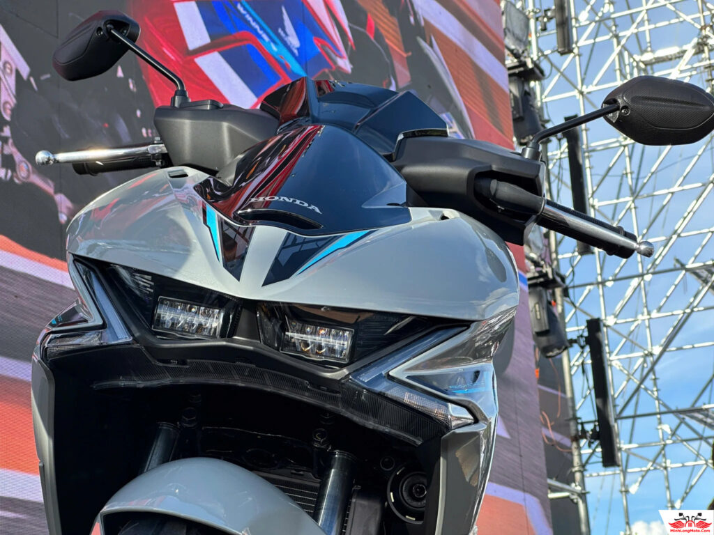 Đèn xe Honda Winner R