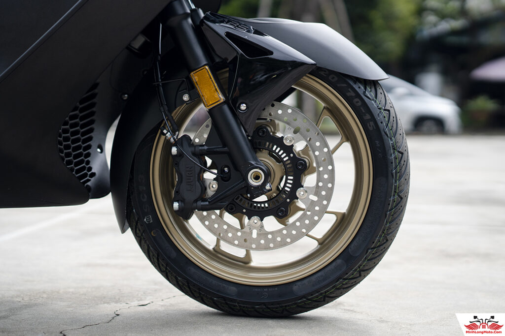 Phanh xe Zontes 368E