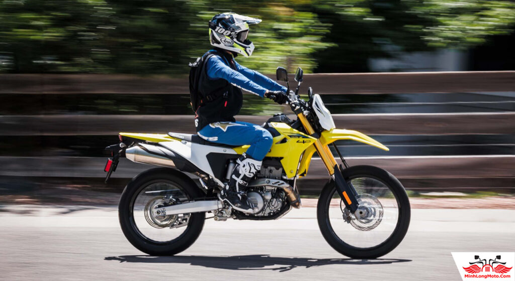 Suzuki DRZ4S