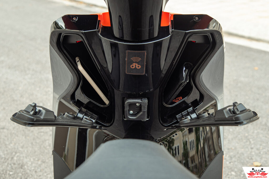 Yếm xe Dat Bike Quantum