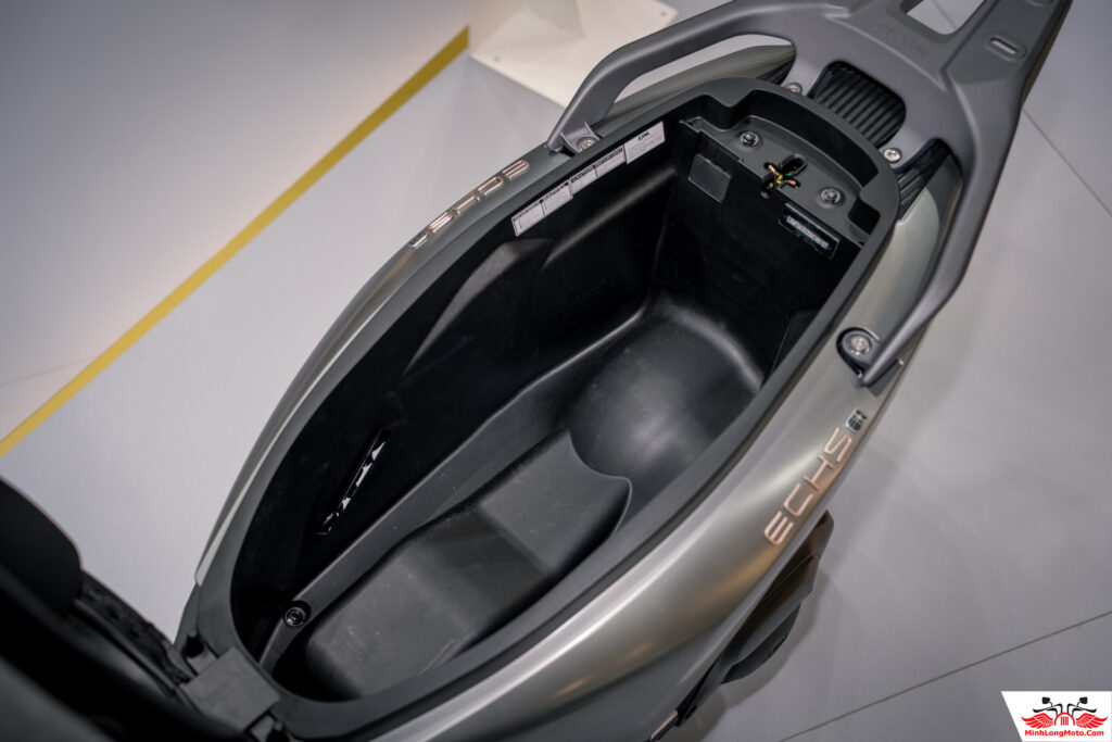 Cốp xe SYM ECHS 2026