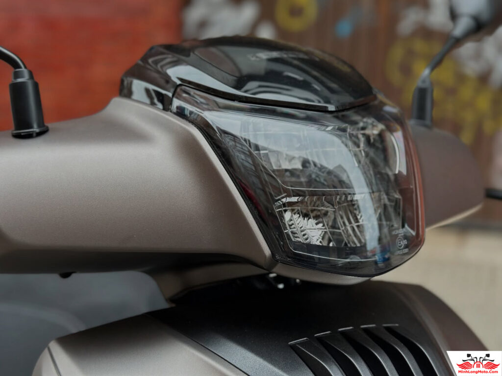 Đèn pha Velocity 2026