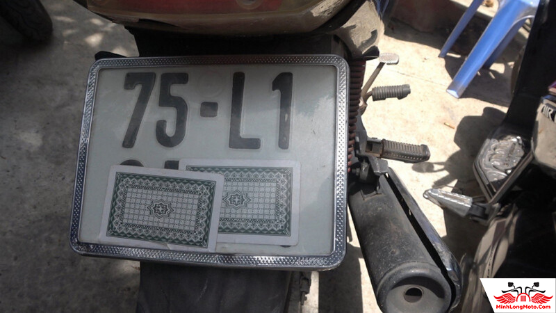 Hành vi cố che biển số