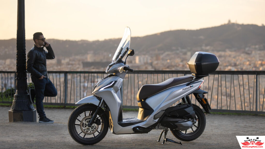 Kymco People Hybrid