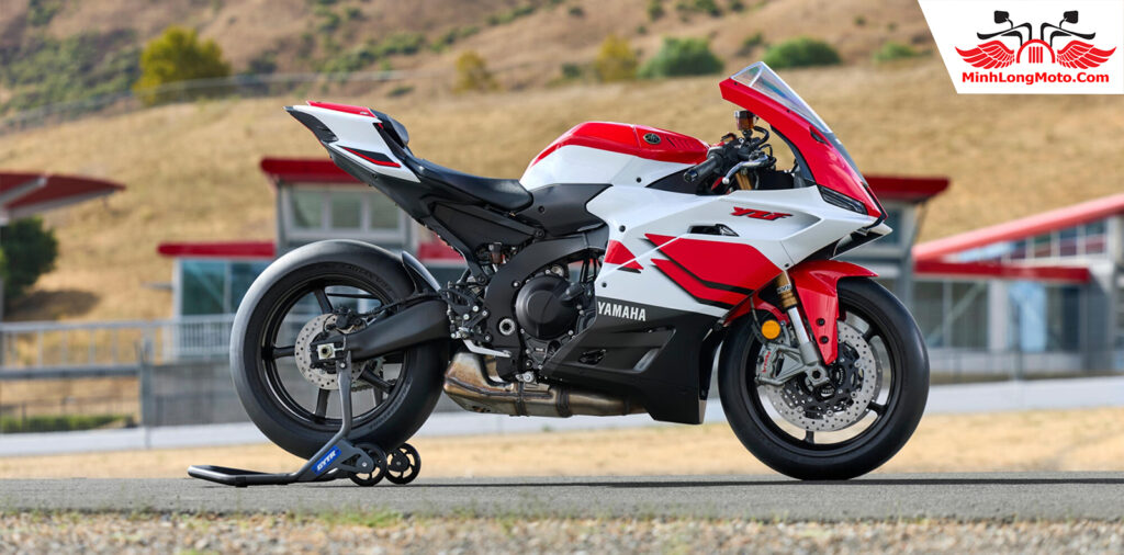 Màu Yamaha kỷ niệm 70 năm