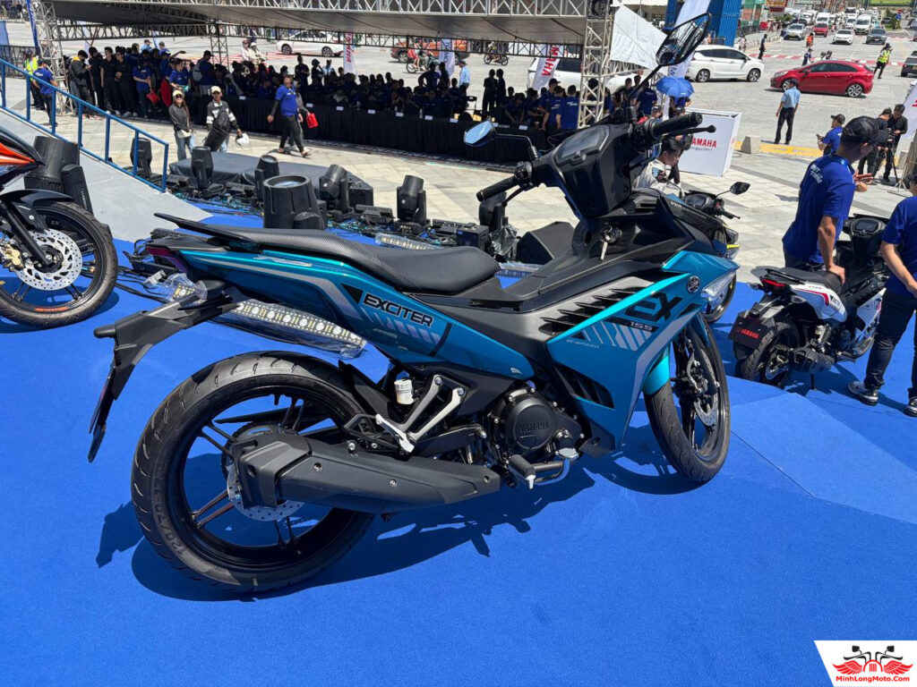 Cổng hút gió Ex155