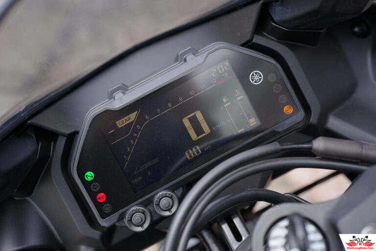Yamaha YZF R3 2026 giá 98.000.000 - 99.000.000 đồng | Minh Long Motor