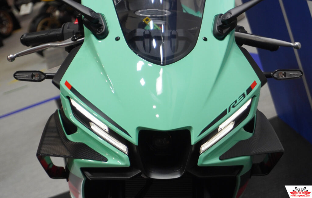 Yamaha YZF R3 Xanh Mint 2026
