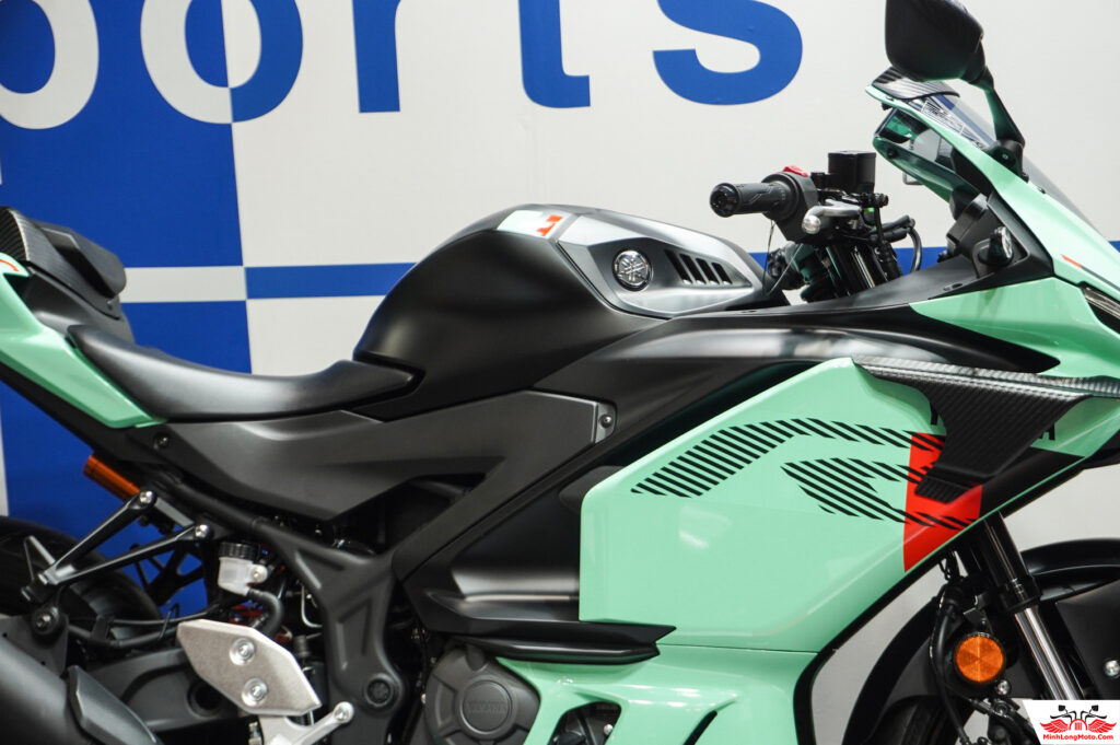 Yamaha YZF R3 Xanh Mint 2026