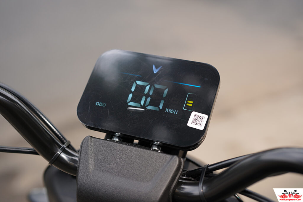 Đồng hồ VinFast Amio