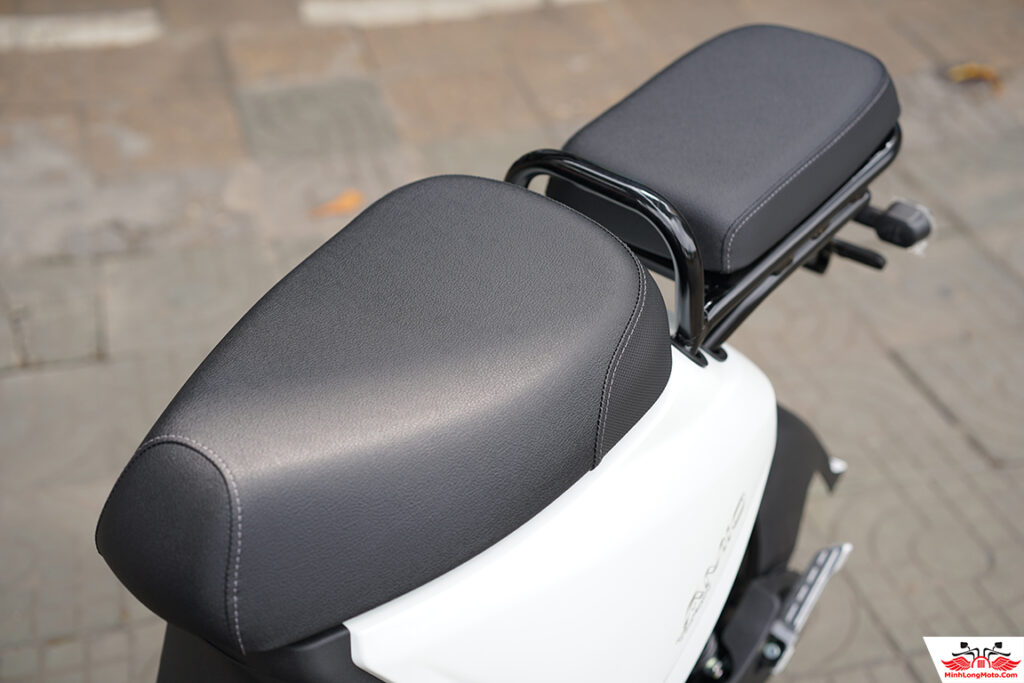 Yên xe VinFast Amio