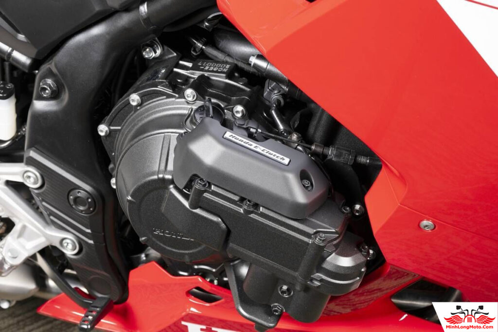 Honda CBR400R 2026 E-Clutch
