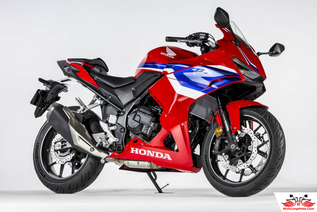 Honda CBR400R 2026 E-Clutch