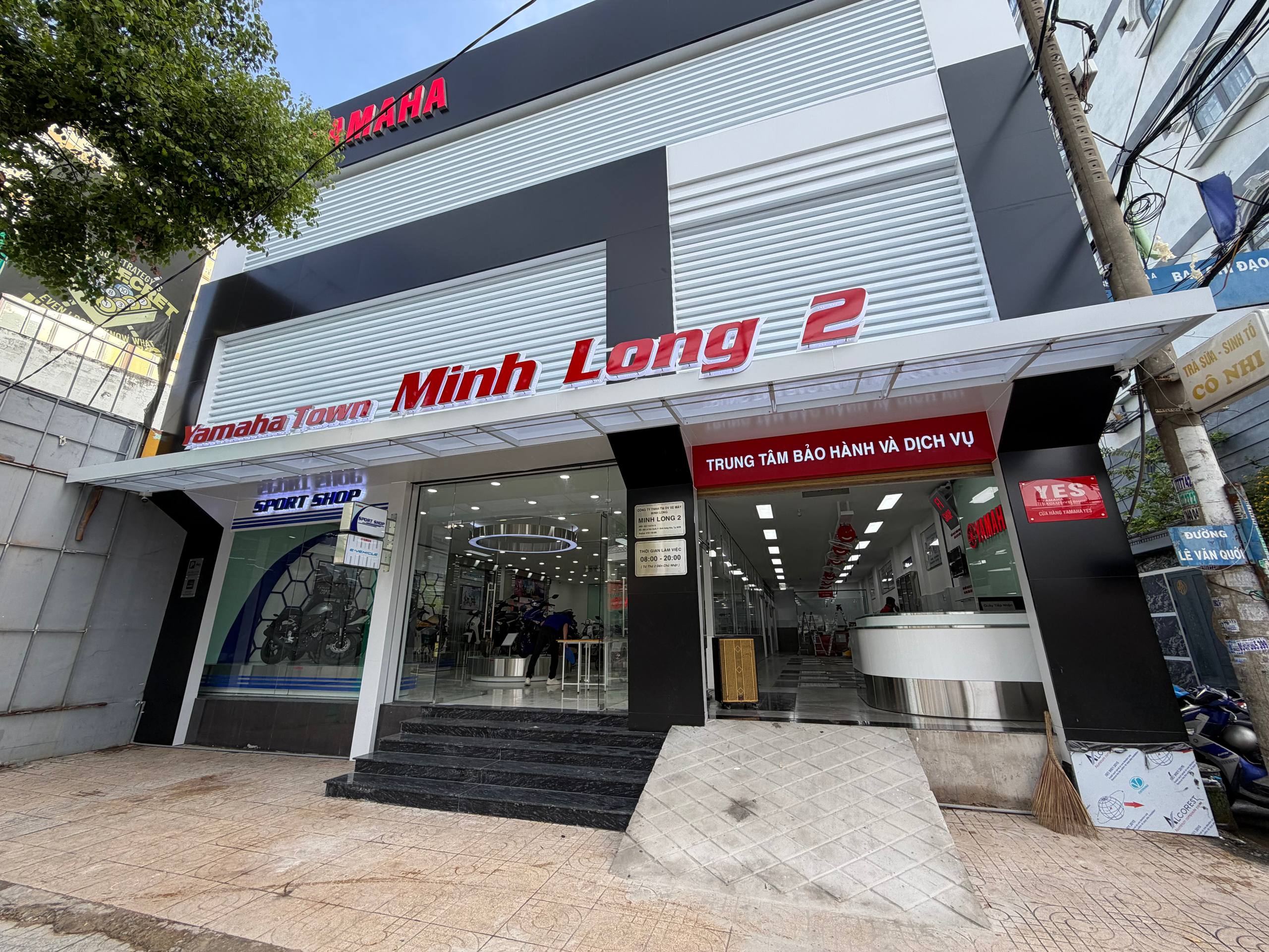 cua-hang-minh-long-motor-2