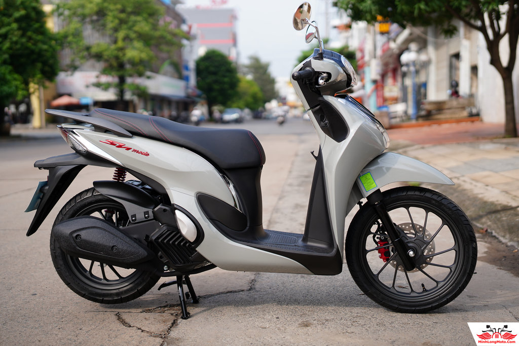 Giá Honda SH Mode 2027 - Thế hệ mới chuẩn Euro 4, đồng hồ TFT, Smartkey 39 Sàn để chân Honda SH Mode 125