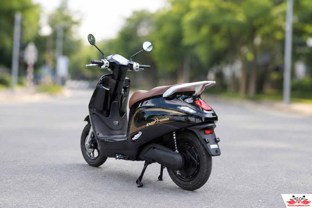 VinFast Evo Grand Premia - Xe điện 2 pin mới, quãng đường 262 km/sạc, có số lùi 16 Động cơ xe VinFast Evo Grand Premia
